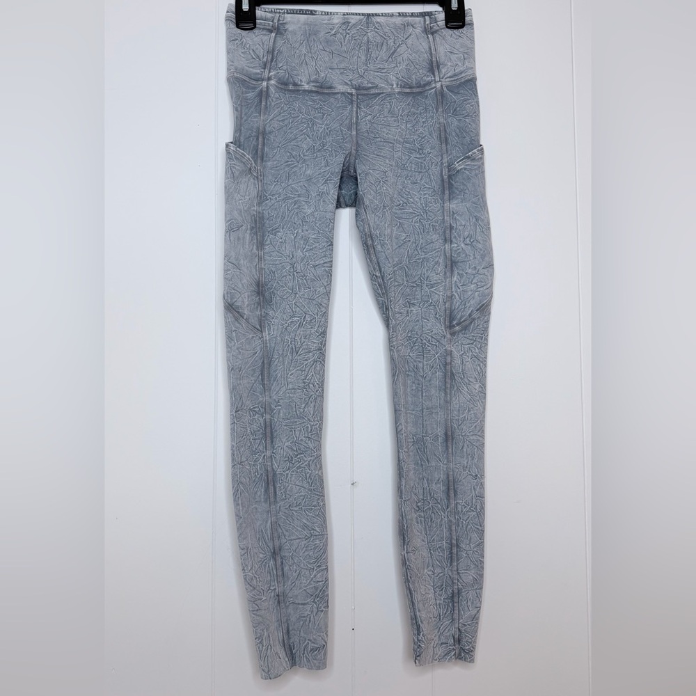 lululemon Fast and Free High Rise 25” Size 6 - ICE DYE!